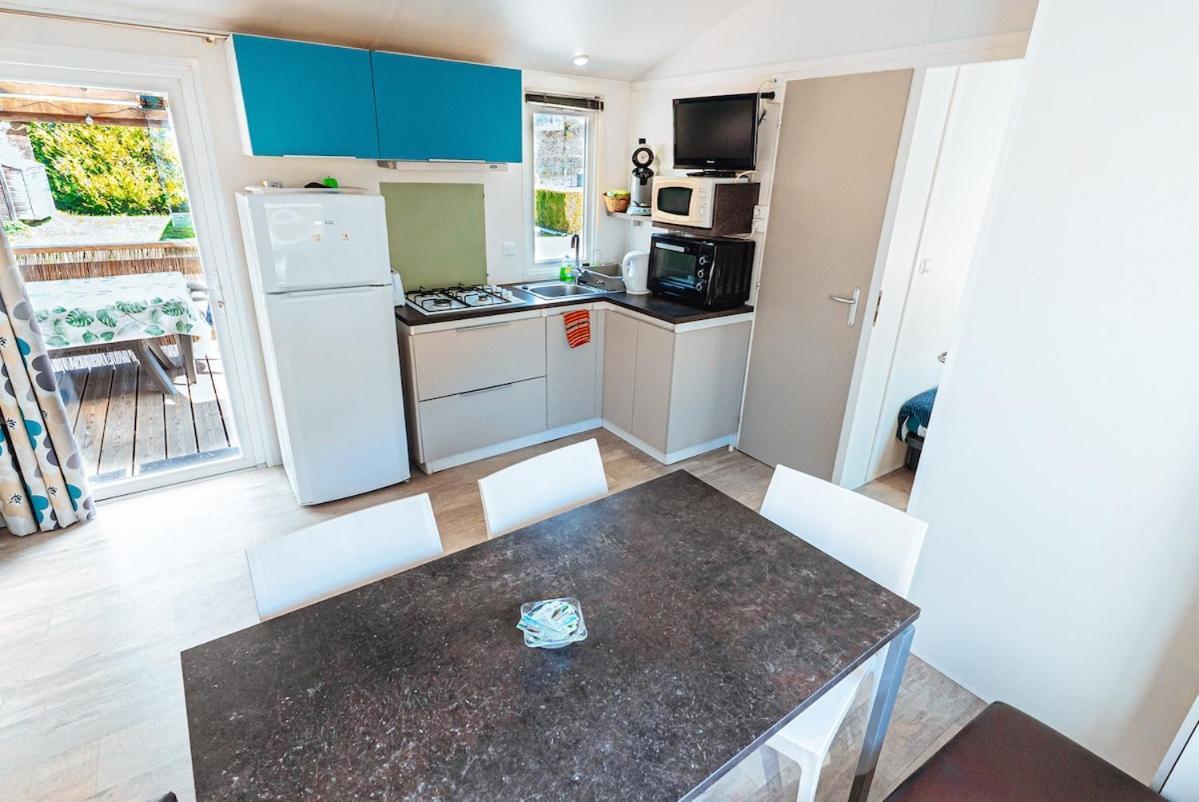 Bungalow 3 Chambres Pour 6 Pers Avec Climatisation Camping 3 Etoiles Samoens Bagian luar foto