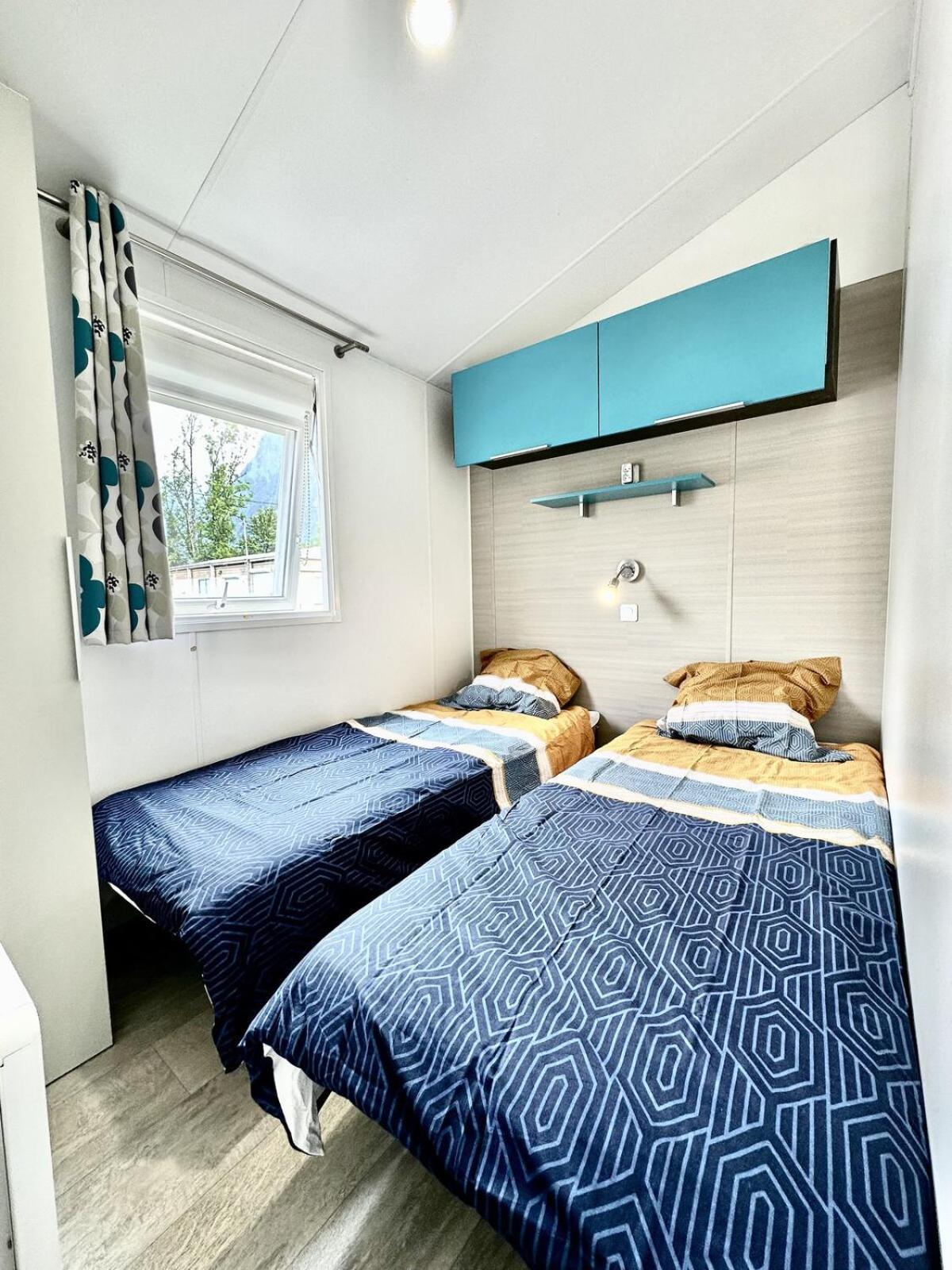 Bungalow 3 Chambres Pour 6 Pers Avec Climatisation Camping 3 Etoiles Samoens Bagian luar foto